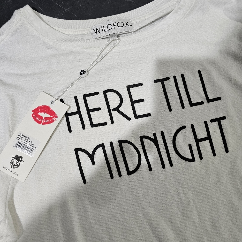 NWT WILDFOX Here Till Midnight White Cozy Sweater Large - Picture 3 of 5
